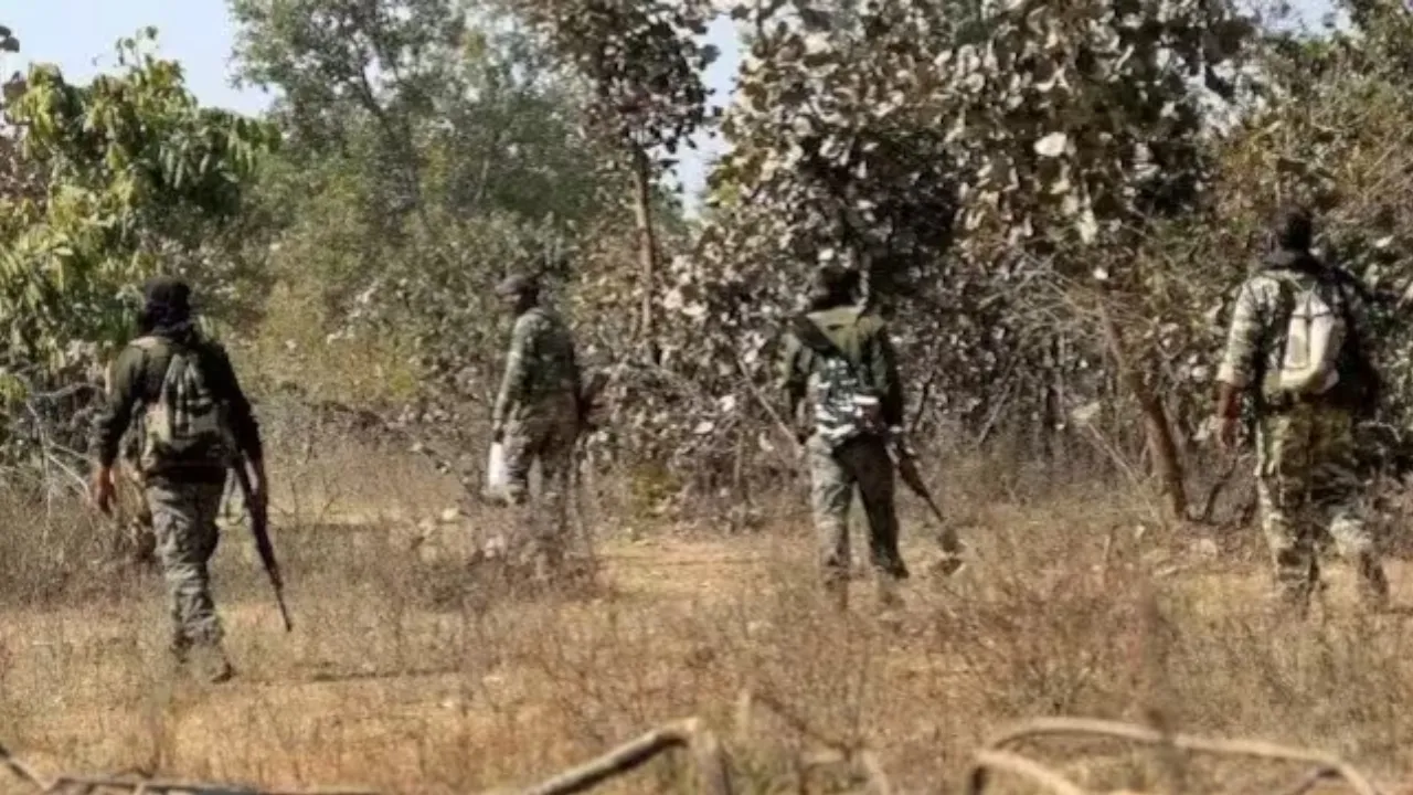 ಜೈಲಿನಿಂದ ತಪ್ಪಿಸಿಕೊಂಡಿದ್ದ ಮಾವೋವಾದಿ ಸೇರಿದಂತೆ ನಾಲ್ವರ ಎನ್‌ಕೌಂಟರ್‌