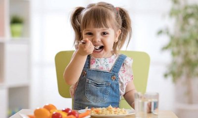 ಮಕ್ಕಳು ಊಟ ಮಾಡುತ್ತಿಲ್ಲವೆಂದು ಪೋಷಕರು ಇಂತಹ ತಪ್ಪು ಮಾಡಲೇಬೇಡಿ!