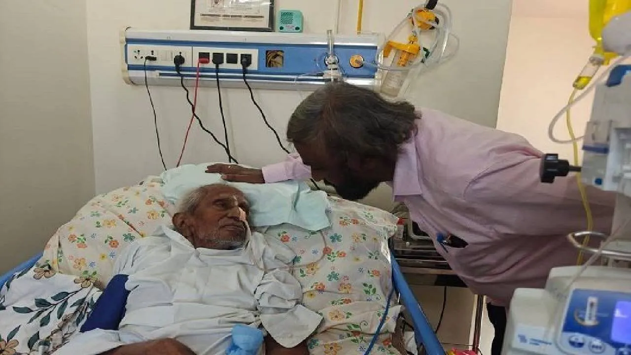 Bheemanna Khandre: ಮಾಜಿ ಸಚಿವ, ಶತಾಯುಷಿ ಭೀಮಣ್ಣ ಖಂಡ್ರೆ ಆರೋಗ್ಯ ಏರುಪೇರು, ಆಸ್ಪತ್ರೆಗೆ ದಾಖಲು