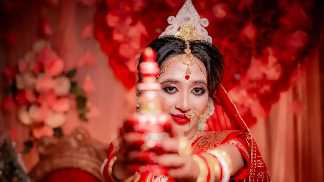 Gold price today on 20th November 2025: ಚಿನ್ನದ ದರದಲ್ಲಿ ಮತ್ತೆ ಏರಿಕೆ- ಇಂದಿನ ರೇಟ್‌ ಚೆಕ್‌ ಮಾಡಿ