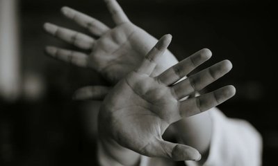 ಅತ್ಯಾಚಾರ, ಬೆದರಿಕೆ; ಮಹಿಳೆ ದೂರು