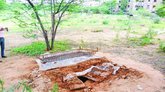 ಸ್ಮಶಾನದಲ್ಲಿದ್ದ ಮಹಿಳೆಯರ ಸಮಾಧಿ ಅಗೆದ ಕಳ್ಳರು!