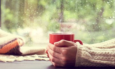 ಚಳಿಗಾಲದಲ್ಲಿ ಹುಳಿ ತೇಗು ಕಾಡೋದ್ಯಾಕೆ?