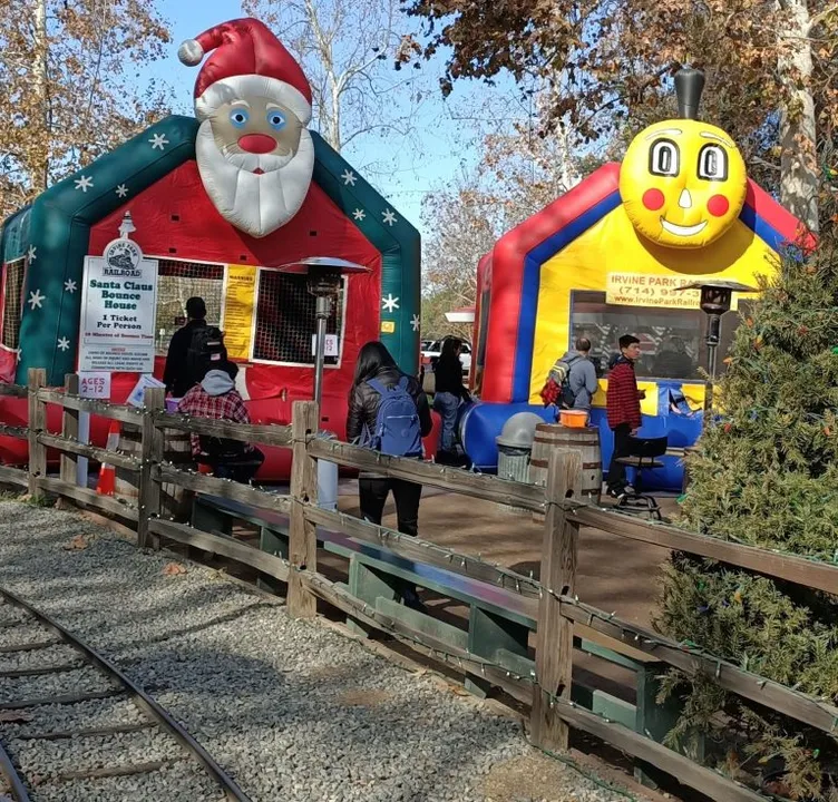 ಉದ್ಯಾನವನದಲ್ಲಿ ಕ್ರಿಸ್ಮಸ್ ಸಂಭ್ರಮ