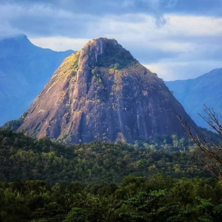 ಬಹು ಸುಂದರ ಭೂ ದೃಶ್ಯ
