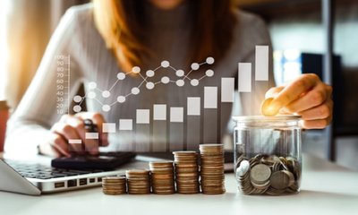 ವಾರ್ನರ್ ಬ್ರದರ್ಸ್ ರವರ ಬಿಡಿಂಗ್ ಯುದ್ಧ ಮತ್ತು ಉತ್ಪಾದನಾ ಆರ್ಥಿಕತೆ