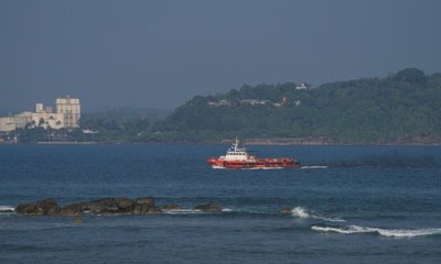 ಐಆರ್‌ಐಎಸ್ ದೇನಾ ನೆರವಿಗೆ ಧಾವಿಸಿದ ಭಾರತದ ಹಡಗು