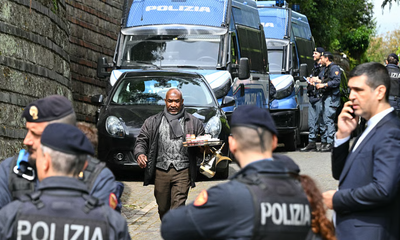 ಭಾರತೀಯರ ಮೇಲೆ ಗುಂಡಿನ ದಾಳಿ