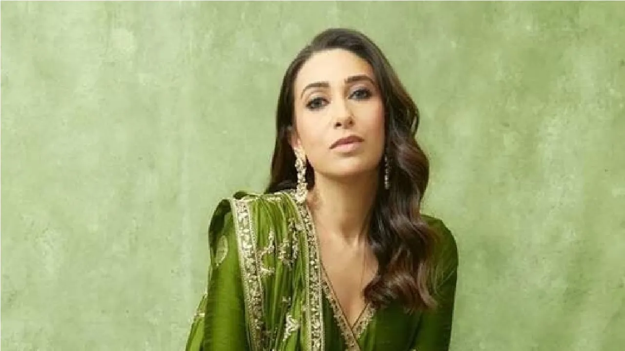 Karisma Kapoor: ಅಜ್ಜನೊಂದಿಗೆ ನೃತ್ಯ ಮಾಡಿದ ಕರಿಷ್ಮಾ ಕಪೂರ್ ಚಿತ್ರ ವೈರಲ್ - Image 7