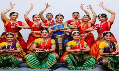 ಗಮನ ಸೆಳೆದ ಕಾವ್ಯಶ್ರೀ ನಾಗರಾಜ ತಂಡದ ಭರತನಾಟ್ಯ
