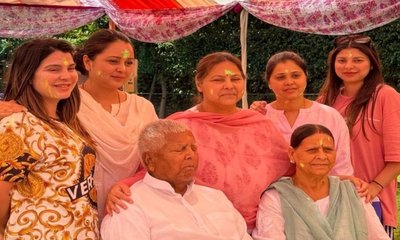 ಲಾಲೂ ಮನೆಯಿಂದ ಮೂವರು ಪುತ್ರಿಯರು ಹೊರಕ್ಕೆ