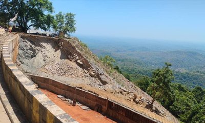 ಹುಲಿಕಲ್‌ ಘಾಟಿಯಲ್ಲಿ ಗುಡ್ಡ ಕುಸಿತ, ಮೂವರು ಕಾರ್ಮಿಕರು ಸಾವು
