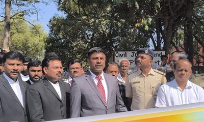 ರಸ್ತೆ ಸುರಕ್ಷತಾ ಮಾಸದ ಬಗ್ಗೆ ಅರಿವು