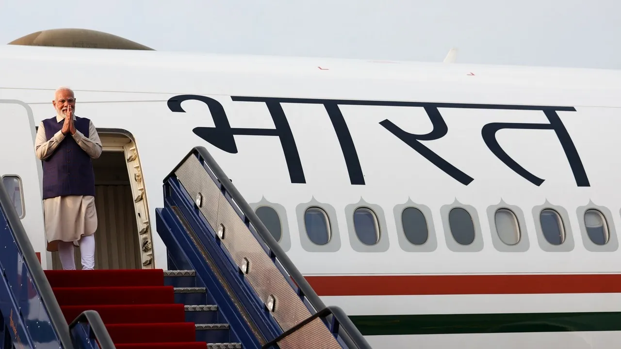 PM Modi: ಪ್ರಧಾನಿ ಮೋದಿಗೆ ಭಾರತೀಯ ಸಮುದಾಯದಿಂದ ಲಂಡನ್‌ನಲ್ಲಿ ಭವ್ಯ ಸ್ವಾಗತ - Image 5