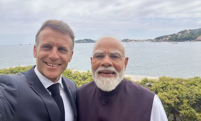 ಫ್ರಾನ್ಸ್‌ನಲ್ಲಿ ನರೇಂದ್ರ ಮೋದಿ–ಎಮ್ಯಾನುಯೆಲ್ ಮ್ಯಾಕ್ರೋನ್ ಭೇಟಿ