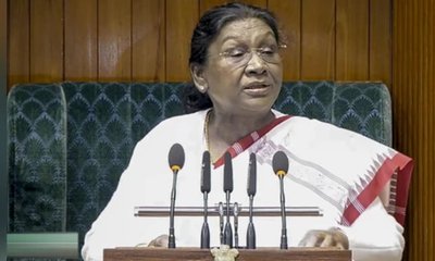 ಜಿ ರಾಮ್ ಜಿ ಕಾಯ್ದೆ ವಿರೋಧಿಸಿ ವಿರೋಧ ಪಕ್ಷದ ಸದಸ್ಯರಿಂದ ಪ್ರತಿಭಟನೆ