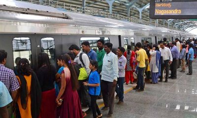 ಬೆಂಗಳೂರಿಗರಿಗೆ ಮತ್ತೆ ಬರೆ, ನಮ್ಮ ಮೆಟ್ರೋ ಪ್ರಯಾಣ ದರ ಶೇ.5 ಹೆಚ್ಚಳ