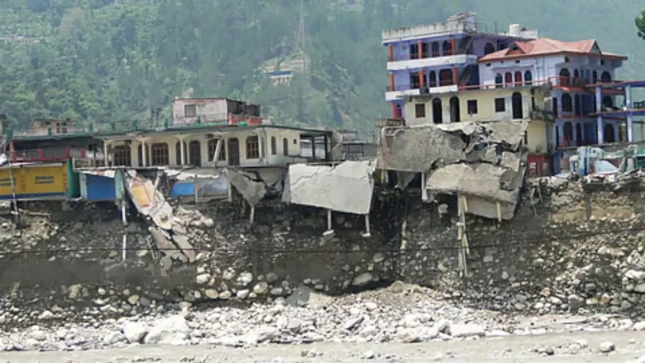 Year Ender 2025: ಮೇಘಸ್ಫೋಟ, ದಿಢೀರ್ ಪ್ರವಾಹ, ಚಂಡಮಾರುತಗಳು; 2025ರಲ್ಲಿ ಭಾರತ ಎದುರಿಸಿದ ನೈಸರ್ಗಿಕ ವಿಕೋಪಗಳಿವು