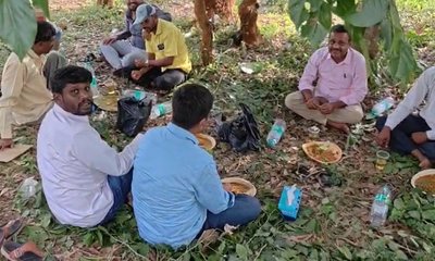 ಕರ್ತವ್ಯದ ವೇಳೆಯೇ ಪಿಡಿಒಗಳ ಎಣ್ಣೆ ಪಾರ್ಟಿ; ವಿಡಿಯೊ ವೈರಲ್!