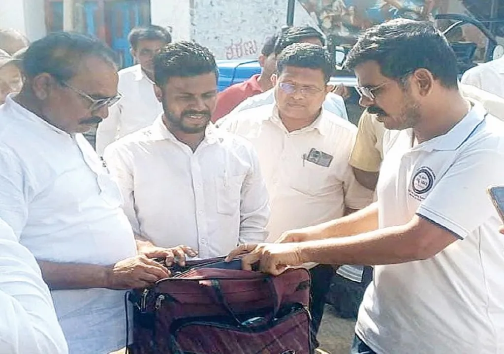 ವೈದ್ಯಕೀಯ ಪ್ರಮಾಣಪತ್ರ ಇಲ್ಲದೆ ವೃತ್ತಿ: ಬೀದರ್‌ʼನಲ್ಲಿ 213 ನಕಲಿ ವೈದ್ಯರು ?