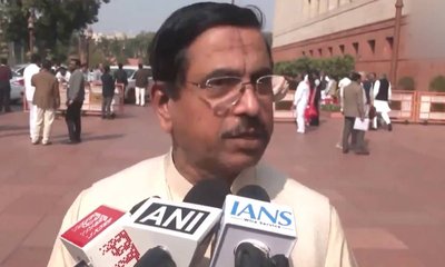 ರಾಹುಲ್ ಗಾಂಧಿ ವೃಥಾ ಆರೋಪಿಸದೆ ದಾಖಲೆ ಸಲ್ಲಿಸಲಿ: ಪ್ರಲ್ಹಾದ್‌ ಜೋಶಿ