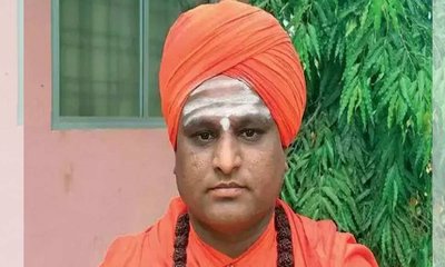 ಶ್ರೀ ಪ್ರಸನ್ನಾನಂದ ಪುರಿ ಸ್ವಾಮೀಜಿಗೆ ಲಘು ಹೃದಯಾಘಾತ, ಅಸ್ಪತ್ರೆಗೆ ದಾಖಲು