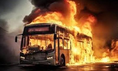 ನೆಲಮಂಗಲದಲ್ಲಿ 40 ಪ್ರಯಾಣಿಕರಿದ್ದ ಖಾಸಗಿ ಬಸ್‌ ಬೆಂಕಿಗಾಹುತಿ