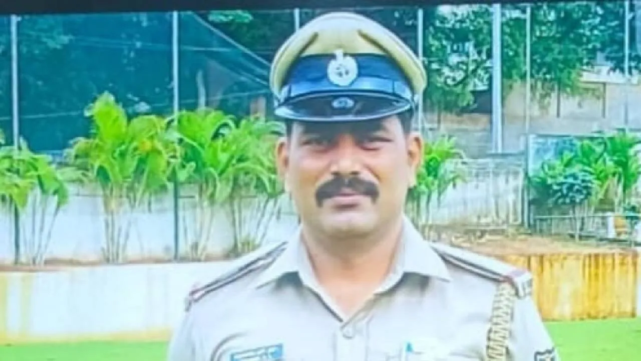 Vijayapura news: ಪಿಎಸ್‌ಐಯಿಂದ ಭ್ರಷ್ಟಾಚಾರದ ಒತ್ತಡ, ದಯಾಮರಣ ಕೋರಿದ ಠಾಣೆ ಸಿಬ್ಬಂದಿ