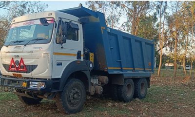 ನಾಲ್ವರು ಪ್ರಯಾಣಿಸುತ್ತಿದ್ದ ಬೈಕಿಗೆ ಟಿಪ್ಪರ್‌ ಡಿಕ್ಕಿ, ಇಬ್ಬರು ಸಾವು