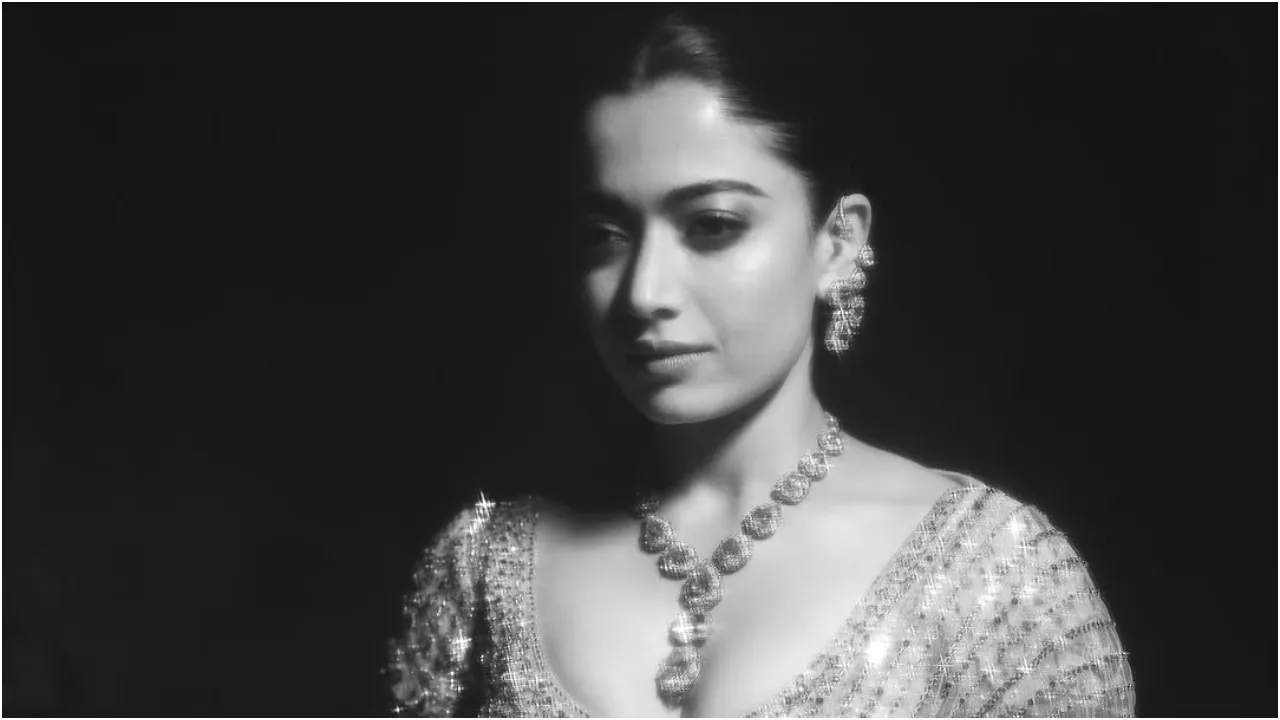 'ವಿರೋಶ್' ಸಂಗೀತ್ ಸಂಭ್ರಮದ ಫೋಟೋಗಳು ವೈರಲ್; ‌ʻಆ ರಾತ್ರಿ ನಮಗೆ ಮರೆಯಲಾಗದ ಮೋಜಿನ ಕ್ಷಣʼ ಎಂದ ರಶ್ಮಿಕಾ ಮಂದಣ್ಣ - Image 12