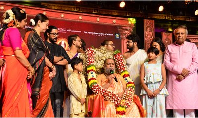 ಮಂತ್ರಾಲಯದಲ್ಲಿ ಅದ್ದೂರಿಯಾಗಿ ರಿಲೀಸ್‌ ಆಯ್ತು 'ರಾಯರ ದರ್ಶನ' ಆಲ್ಬಂ ಸಾಂಗ್