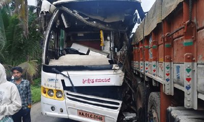 ಕೆಟ್ಟು ನಿಂತ ಲಾರಿಗೆ ಬಸ್‌ ಡಿಕ್ಕಿ, ಇಬ್ಬರು ಸಾವು, 15 ಮಂದಿಗೆ ಗಾಯ