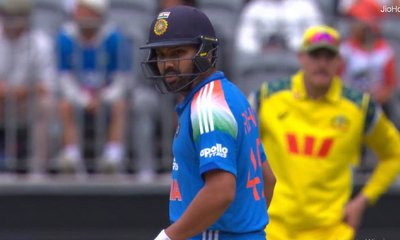 IND vs AUS: 500ನೇ ಅಂತಾರಾಷ್ಟ್ರೀಯ ಪಂದ್ಯವನ್ನಾಡಿದ ರೋಹಿತ್‌ ಶರ್ಮ