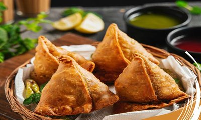 ಭಾರತೀಯರ ನೆಚ್ಚಿನ ಆಹಾರ ಸಮೋಸಾಗೆ ನಿಷೇಧ ಹೇರಿದೆ ಈ ದೇಶ