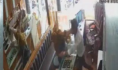 ಆಭರಣ ದೋಚಲು ಬಂದ ಮಹಿಳೆ ಗತಿ ಏನಾಯ್ತು ನೋಡಿ...