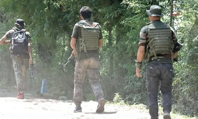 ಆಹಾರ ದೋಚಿಕೊಂಡು ಹೋದ ಭಯೋತ್ಪಾದಕರು