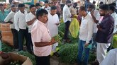 ರೈತರ ಮೊಗದಲ್ಲಿ ಮಂದಹಾಸ: ಹುರುಳಿಕಾಯಿ, ಸೌತೆಕಾಯಿಗೆ ದೊರೆತ ಉತ್ತಮ ಬೆಲೆ