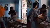 ಅಂಗಡಿ ಮಾಲೀಕನ ಕಣ್ಣಿಗೆ ಖಾರದ ಪುಡಿ ಎರಚಿ ರಾಬರಿ!