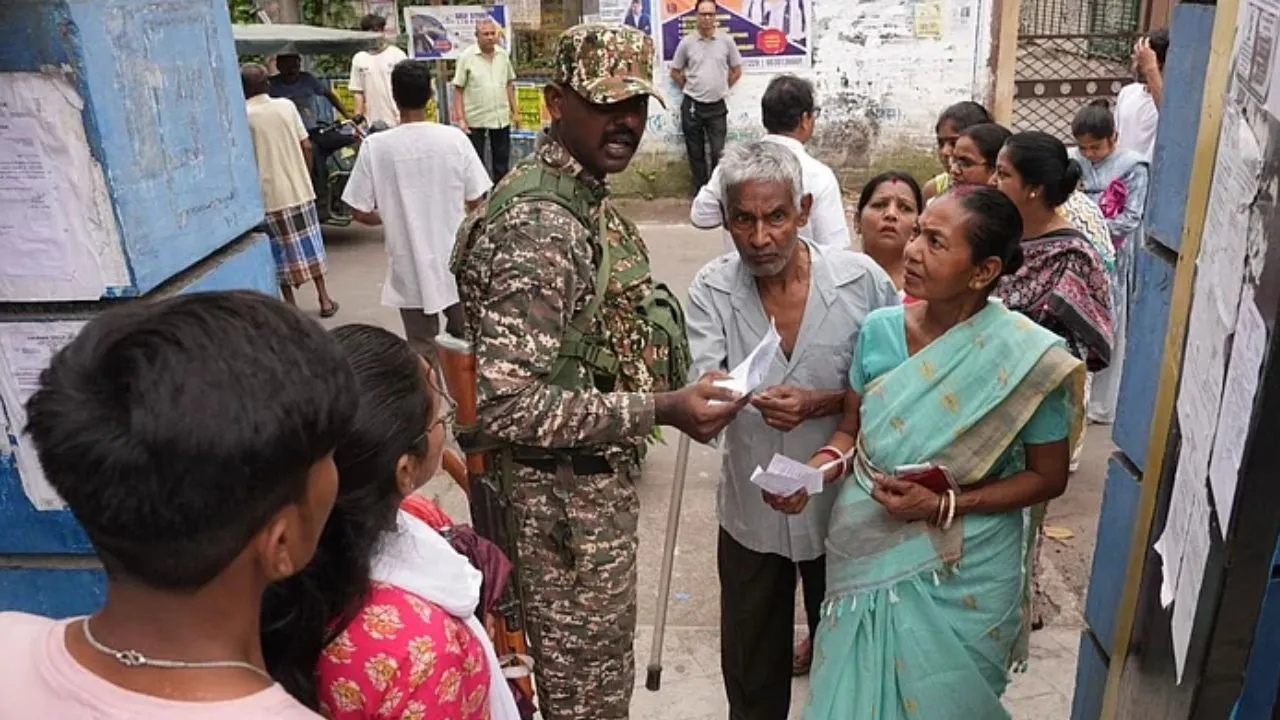 ಪಶ್ಚಿಮ ಬಂಗಾಳ ಚುನಾವಣೆ: ನಾಡಿಯಾದಲ್ಲಿ ಬಿಜೆಪಿ ಬೂತ್ ಏಜೆಂಟ್ ಮೇಲೆ ದಾಳಿ, ಹೌರಾದಲ್ಲಿ ಘರ್ಷಣೆ