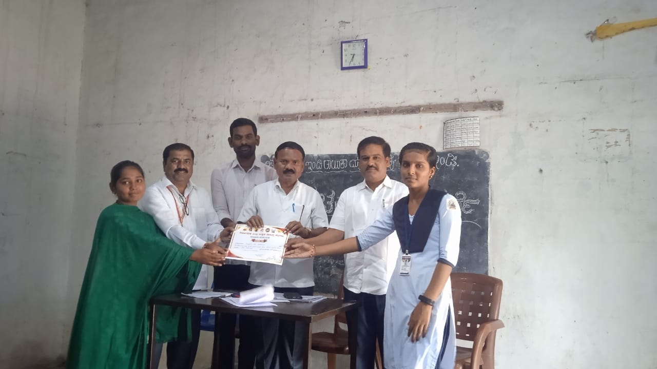 Indi News:ವಚನಗಳಿಂದ ಬುದ್ದಿ ಶಕ್ತಿ ಹೆಚ್ಚುತ್ತದೆ: ಉಪನ್ಯಾಸಕ ಸದಾನಂದ ಈರನಕೇರಿ
