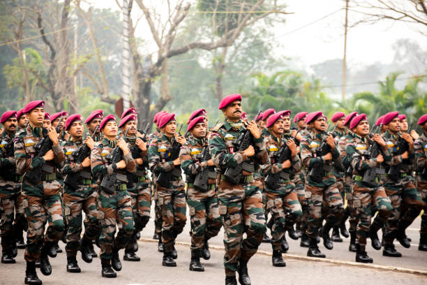 Indian Army: ಭಾರತೀಯ ಸೇನೆ, ನೌಕಾಪಡೆ, ವಾಯುಪಡೆಗಳಲ್ಲಿದೆ ವಿಭಿನ್ನ ಸೆಲ್ಯೂಟ್; ಯಾಕೆ ಗೊತ್ತಾ? - Image 3