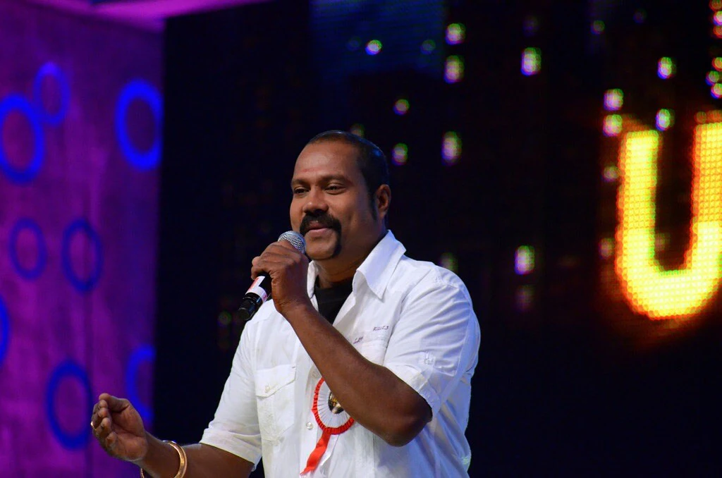 Kalabhavan Mani: 250 ಚಿತ್ರಗಳ ಸ್ಟಾರ್, ದಿನಕ್ಕೆ 13 ಬಾಟಲ್ ಮದ್ಯ ಖಾಲಿ ಮಾಡ್ತಿದ್ದ ಈ ನಟನ ದುರಂತ ಅಂತ್ಯ ಹೇಗಿತ್ತು ಗೊತ್ತಾ? - Image 2