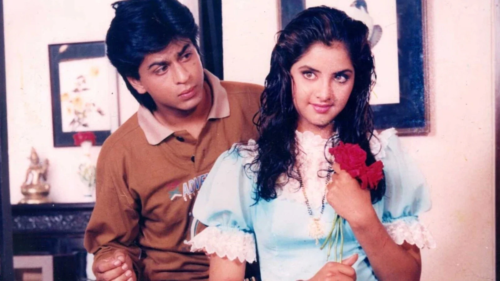 Bollywood Actress Divya Bharti: 18ನೇ ವಯಸ್ಸಿಗೆ ಮತಾಂತರ... ಮದ್ವೆ ಆದ 11 ತಿಂಗಳಿಗೆ ದುರಂತ ಅಂತ್ಯ ಕಂಡ ಈ ನಟಿ ಬಗ್ಗೆ ನಿಮಗೆಷ್ಟು ಗೊತ್ತು? - Image 1