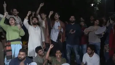 JNUನಲ್ಲಿ ಮತ್ತೆ ಭಾರೀ ಘರ್ಷಣೆ- ಐವರ ವಿರುದ್ಧ FIR