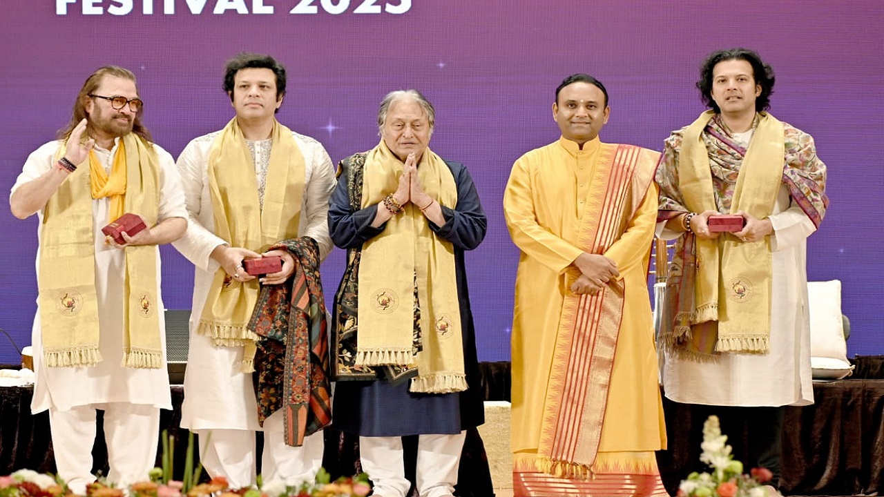 ಭಗವಾನ್ ಶ್ರೀ ಸತ್ಯ ಸಾಯಿ ಬಾಬಾ ಅವರ ಜನ್ಮಶತಮಾನೋತ್ಸವಕ್ಕೆ ವಿಶೇಷ ಗೌರವ