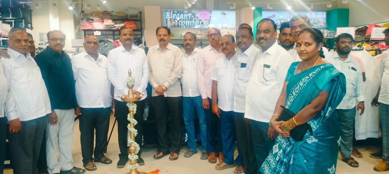 ಗ್ರಾಹಕರಿಗೆ ಗುಣಮಟ್ಟದ ಸೇವೆ ಒದಗಿಸಿ