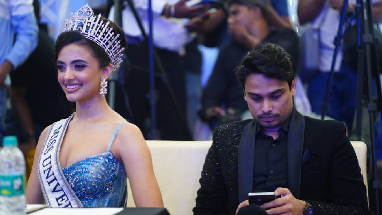 Miss Universe Karnataka: ರ್ಯಾಂಪ್ ವಾಕ್ ಮೂಲಕ ಗಮನ ಸೆಳೆದ ಮಾಡೆಲ್ಗಳು; ಮಿಸ್ ಯುನಿವರ್ಸ್ ಕರ್ನಾಟಕ 2025ರ ಕಲರ್ಫುಲ್ ಫೋಟೊ ಇಲ್ಲಿದೆ - Image 1