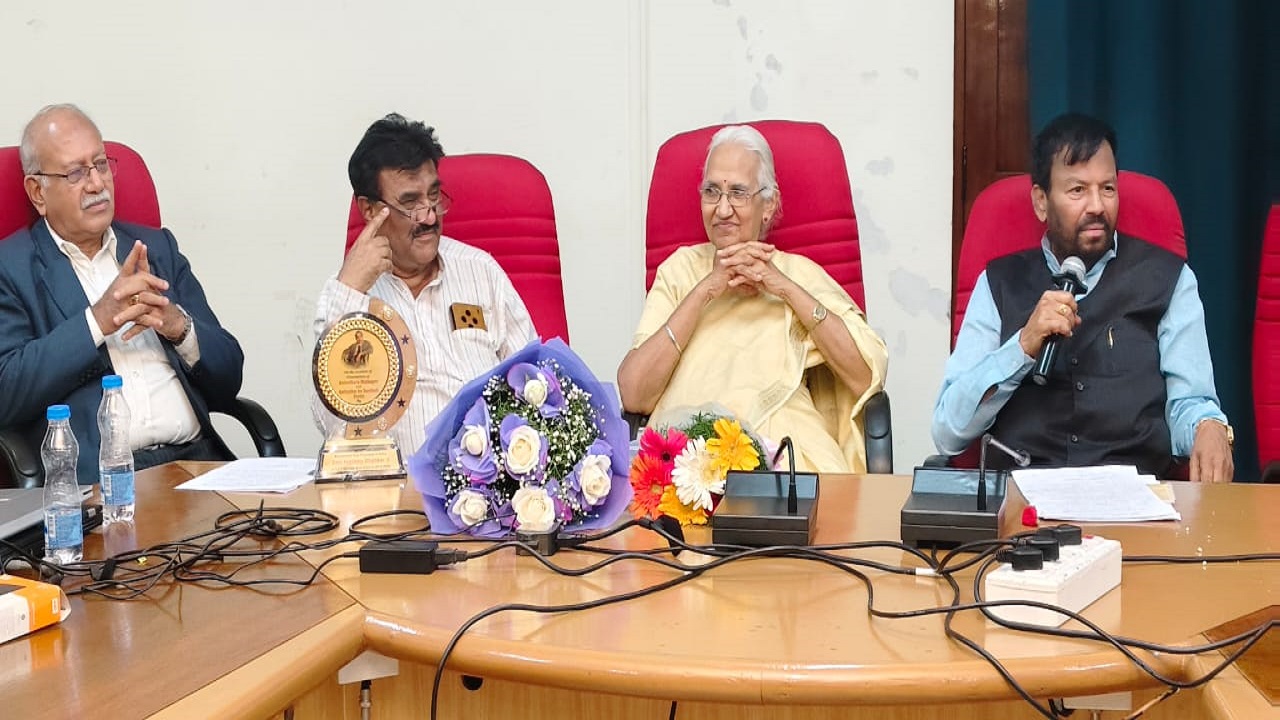 ಅಂಬೇಡ್ಕರ್ ವಚನ ಸಂಗ್ರಹದಂತಿದೆ ಡಿ.ಎಸ್ ವೀರಯ್ಯರ ಕೃತಿ