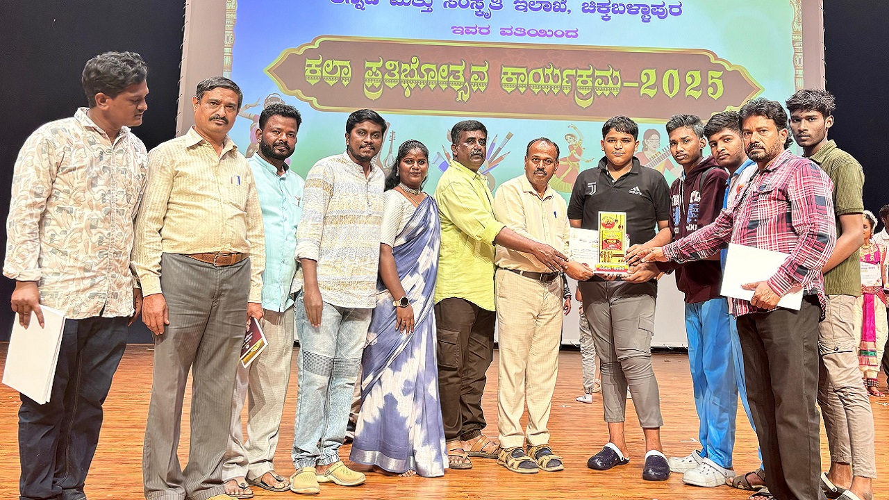 ವಿದುರಾಶ್ವತ್ಥ ಹತ್ಯಾಕಾಂಡ ನಾಟಕಕ್ಕೆ ಪ್ರಥಮ ಸ್ಥಾನ