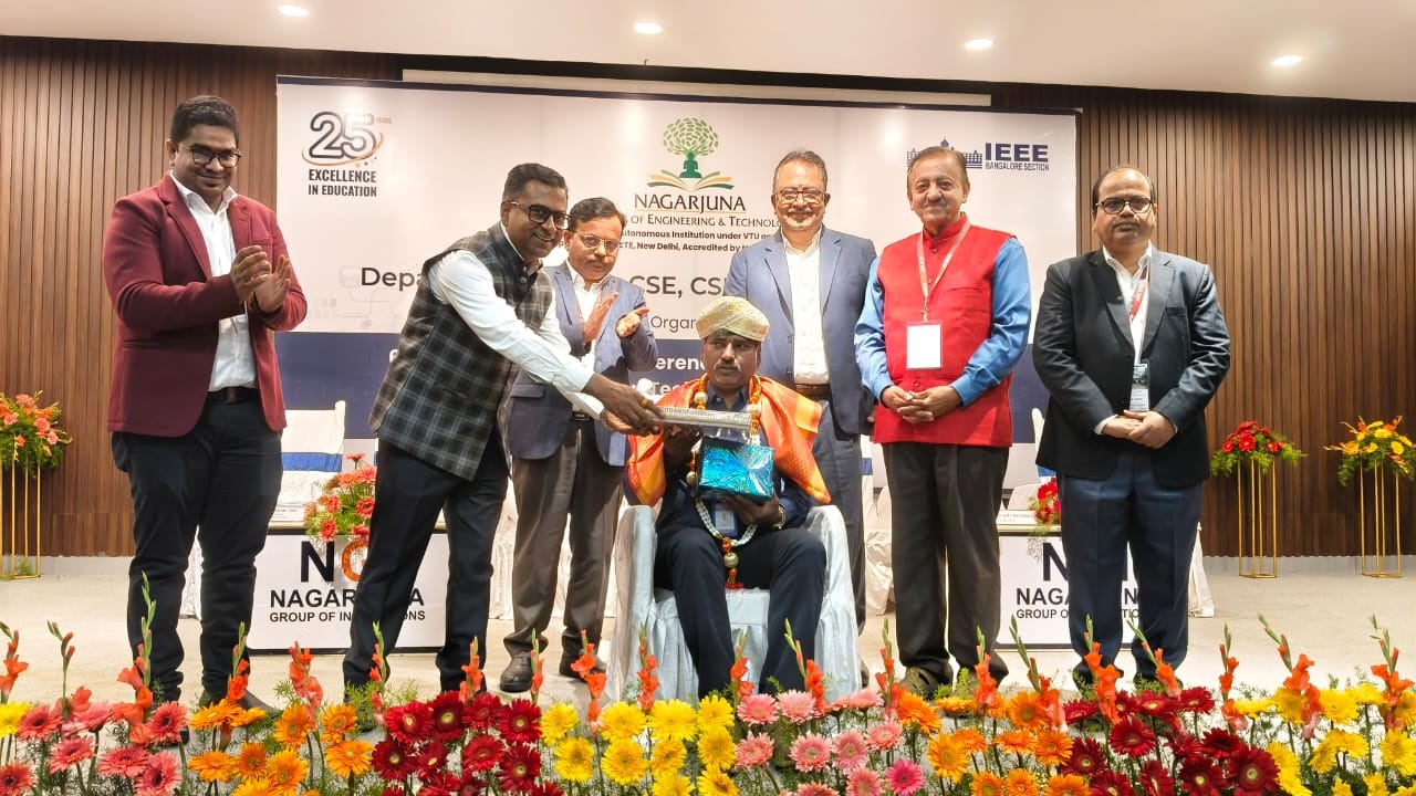 ವರ್ತಮಾನದ ಸಮಸ್ಯೆಗಳಿಗೆ ಮದ್ದೆರೆಯುವಂತಹ ಸಂಶೋಧನೆಗಳು ಹೆಚ್ಚಾಗಲಿ